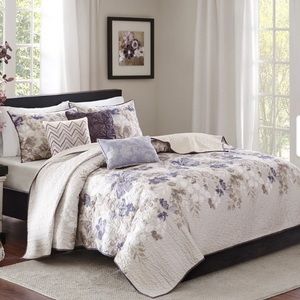 Madison Park Raven 6 Piece Printed Quilt Set with Throw Pillows